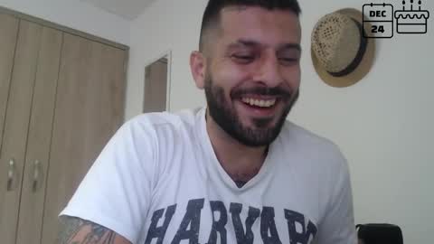   online show from December 21, 10:40 pm