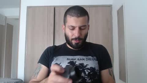   online show from December 4, 3:48 pm