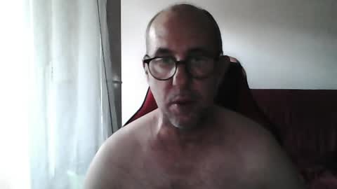 mat11efou online show from July 8, 6:44 pm