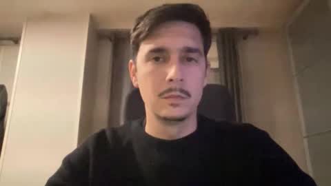 Aaron online show from February 15, 6:39 pm