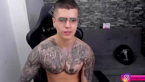 Snapshot of mathew_wolf4 chatting on October 15, 10:43 pm Mathew Independent model online show from October 15, 10:43 pm