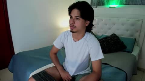 Mathew online show from January 8, 6:58 pm