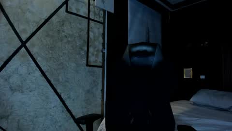 MathewSanz  online show from April 6, 12:06 pm