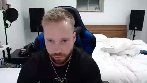 Math online show from February 6, 4:05 am