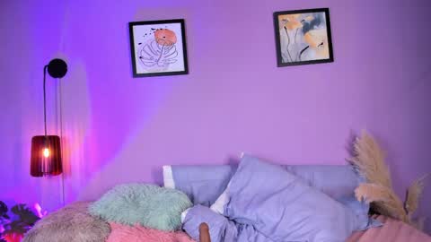 Mati  online show from April 4, 9:33 pm