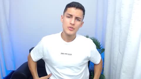 Snapshot of matiius18 chatting on October 23, 4:19 pm Matias online show from October 23, 4:19 pm