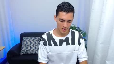 Snapshot of matiius18 chatting on October 7, 2:02 pm Matias online show from October 7, 2:02 pm