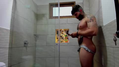 matius foxter online show from October 10, 10:47 pm