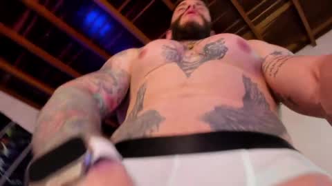 matius foxter online show from April 7, 11:51 pm