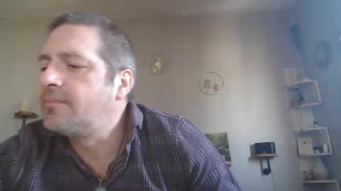 Snapshot of matrike1 chatting on March 8, 11:05 am matrike1 online show from March 8, 11:05 am