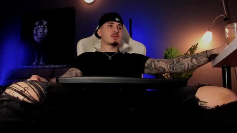 Matt online show from April 2, 9:16 am