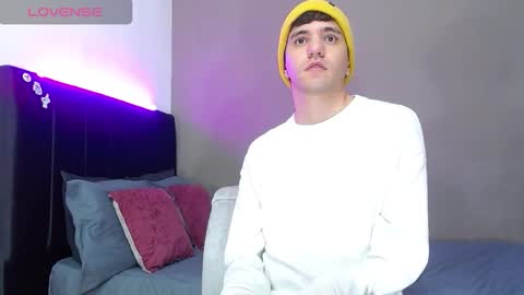 ---Matteo--- online show from February 19, 2:22 am