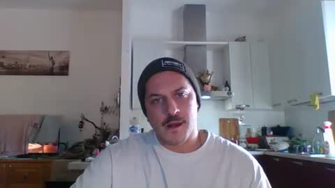 matteushh87 online show from December 22, 9:05 am