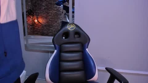 mattfiore online show from December 22, 8:26 pm