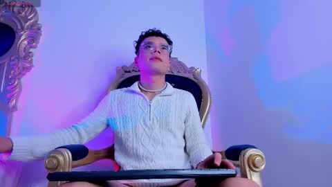 Matthew online show from November 2, 3:17 am