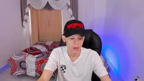 MatthewBoy online show from April 29, 12:10 pm