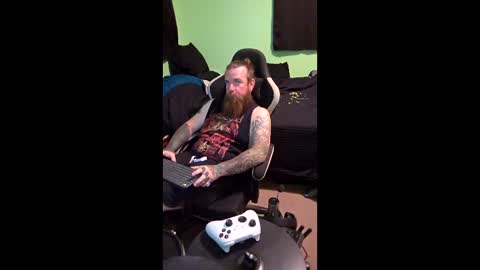 Drummerdick69 online show from May 4, 12:17 am