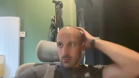 M online show from August 9, 1:27 pm