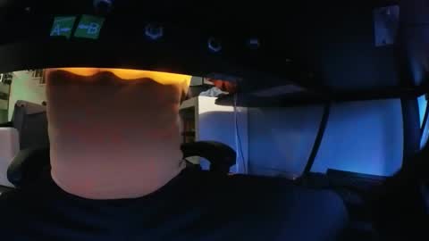 strongboy82 online show from March 25, 11:11 pm