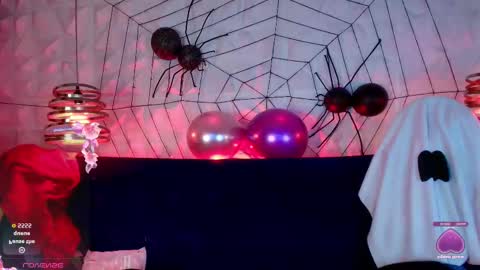 TATIANA  AND ROUS online show from October 21, 11:04 am