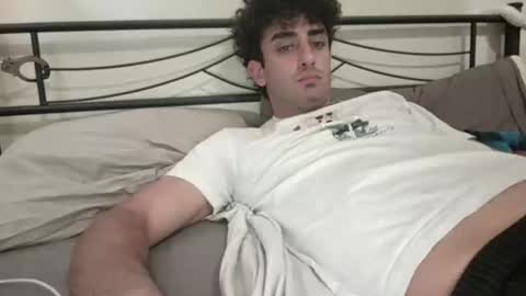 mattsroom123 online show from April 16, 12:22 am