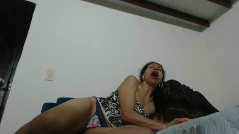 matturewet online show from March 5, 5:07 am