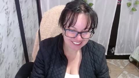 Snapshot of mature_wolf chatting on February 22, 2:08 pm Sonia online show from February 22, 2:08 pm