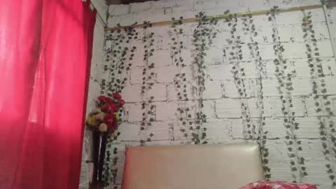 Snapshot of matureeliza chatting on February 14, 6:19 pm matureeliza online show from February 14, 6:19 pm