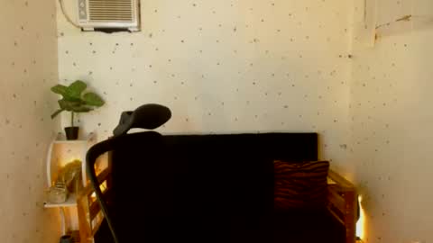 maturity_mommy_intown online show from October 10, 1:00 am