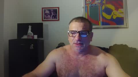 mauro1971 online show from June 1, 7:59 pm