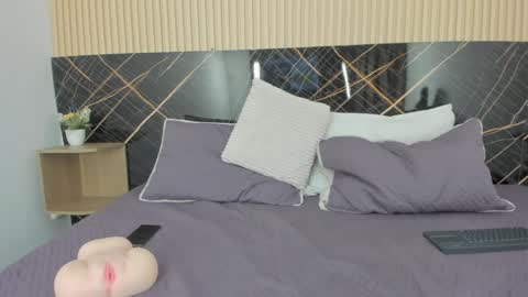 mauro_boy online show from May 28, 8:40 pm