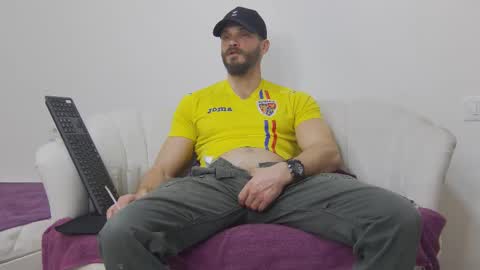 mauro_real_man online show from March 4, 6:49 pm