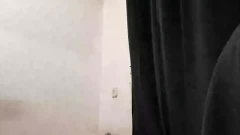 mauroo2025 online show from January 18, 11:22 pm