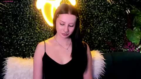   online show from April 13, 6:34 pm