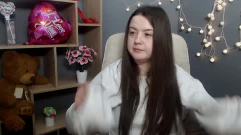 MavkaCute online show from February 17, 7:35 pm