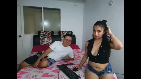 max and lilu2 online show from April 12, 8:35 pm