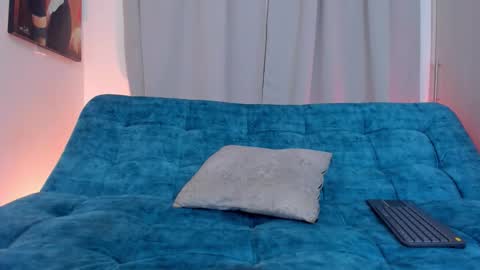 max D. online show from January 31, 7:11 pm