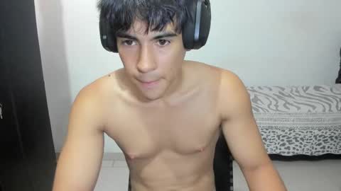 Max online show from October 5, 5:20 pm