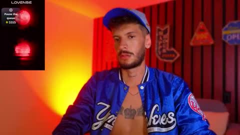 Max Taylor online show from November 4, 12:45 am