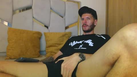 Max Taylor online show from June 12, 3:16 am