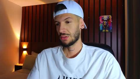 Max Taylor online show from February 1, 1:57 am