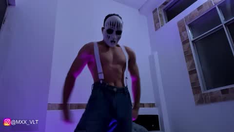 max_valiant1 online show from November 1, 1:39 am