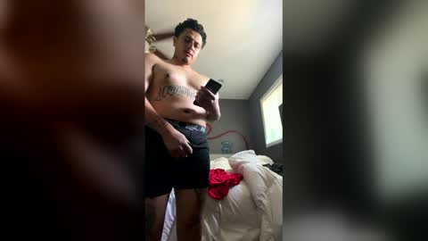 maxbee2313 online show from February 28, 4:55 pm