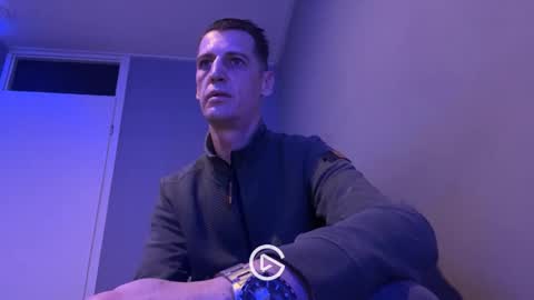 Max online show from February 11, 5:50 pm