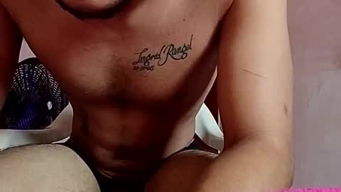 maxgonzalez0318 online show from January 15, 8:17 pm