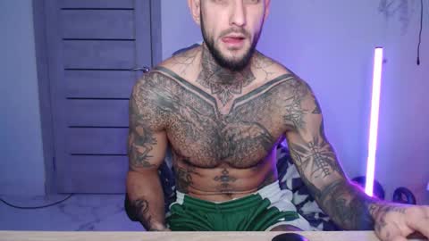 Maximus Fox online show from November 14, 5:31 am