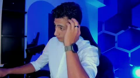 Maximo online show from July 31, 7:26 pm