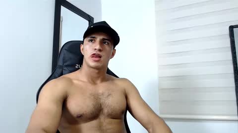 Maximo Sebastian online show from February 14, 1:56 am