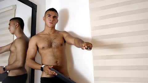 Maximo Sebastian online show from May 26, 5:24 am