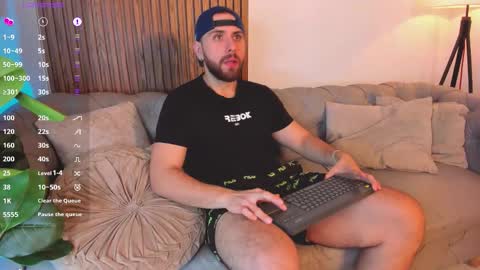 Maximo Wolf online show from March 6, 10:20 pm